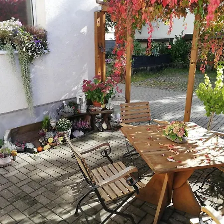 Grosse Komfortable In דירה Dessau-Rosslau