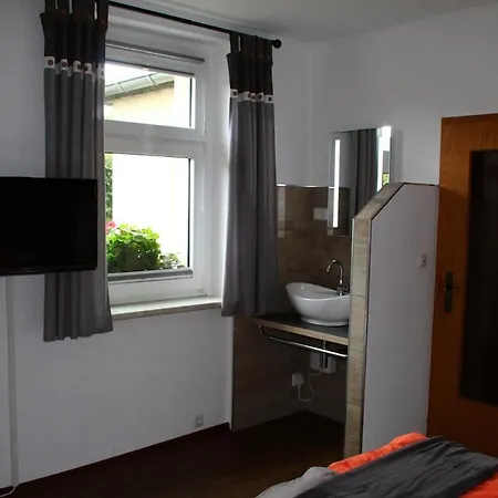 Grosse Komfortable In Dessau-Rosslau