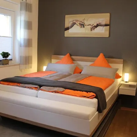 Grosse Komfortable In דירה *