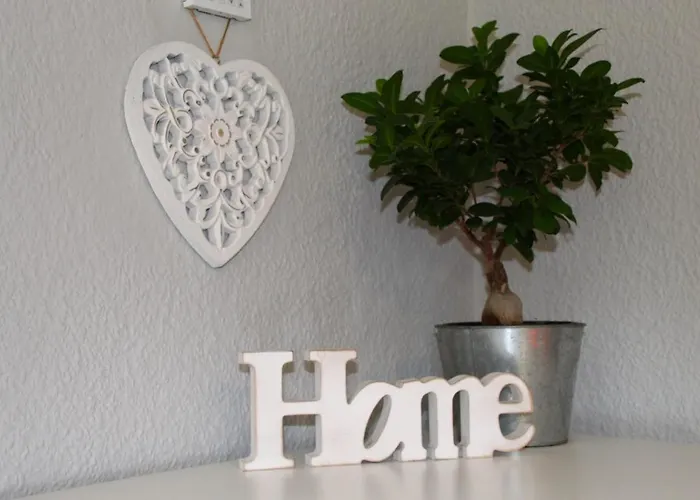 Lägenhet Grosse Komfortable In Dessau-Rosslau